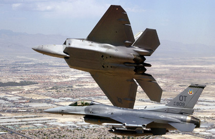 F-16 chase F/A-22
