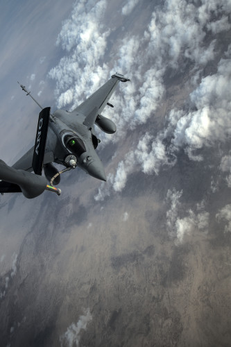 F-2 Rafales refuel over Iraq