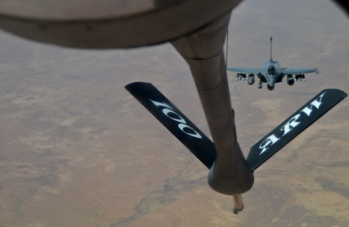 A French Dassault Rafale fighter aircraft flies toward a KC-135 Stratotanker assigned to RAF Mildenhall, England, during a refueling mission in support of Operation Juniper Micron over North Africa, Feb. 26, 2016. Since 2013, the U.S has been supporting the French government in OJM by providing air refueling and airlift support of French operations in Mali and North Africa. (U.S. Air Force photo by Senior Airman Erin Trower/Released)
