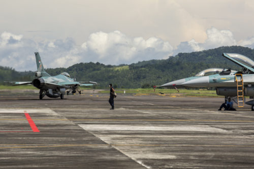 An Indonesian Air Force F-16 Fighting Falcon taxis down the flight line to begin exercise Cope West 17 at Sam Ratulangi International Airport, Indonesia, Nov. 1, 2016. This fighter-focused, bilateral exercise between the U.S. Marine Corps and Indonesian Air Force is designed to enhance the readiness of combined interoperability between the two nations. Both the U.S. F/A-18D Hornets and Indonesian F-16 Fighting Falcons bring unique capabilities affording the associated countries the opportunity to learn and understand each other’s skills, preparing them for real world situations and further strengthening their relationship. (U.S. Marine Corps photo by Cpl. Aaron Henson)