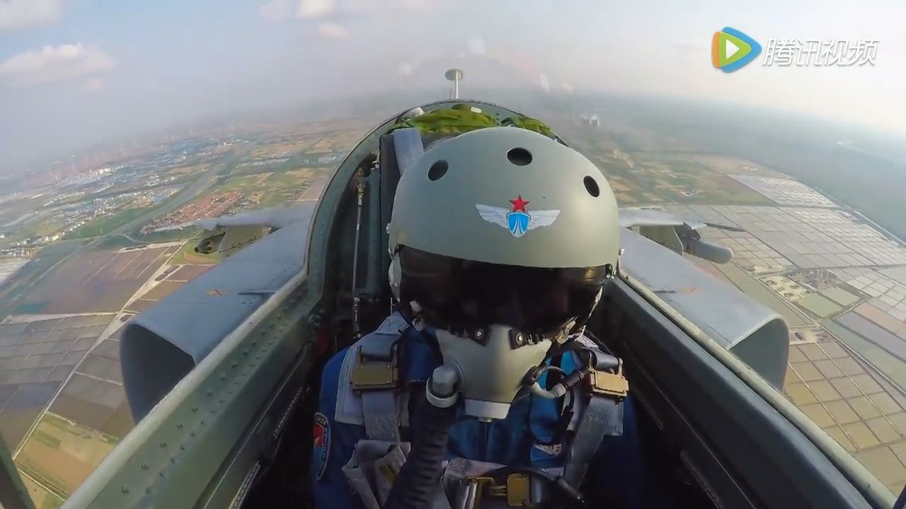 720p GoPro footage taken from the cockpit of a PLAAF JH-7