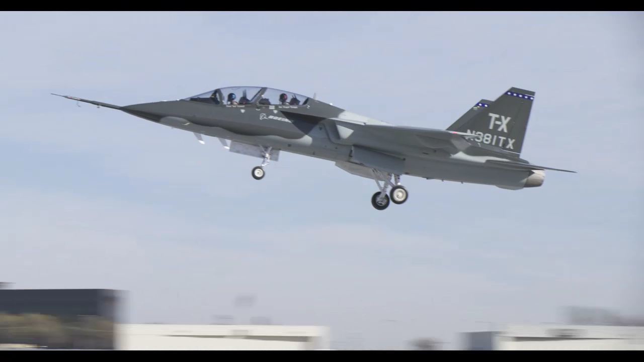 720P video of the Boeing T-X first flight