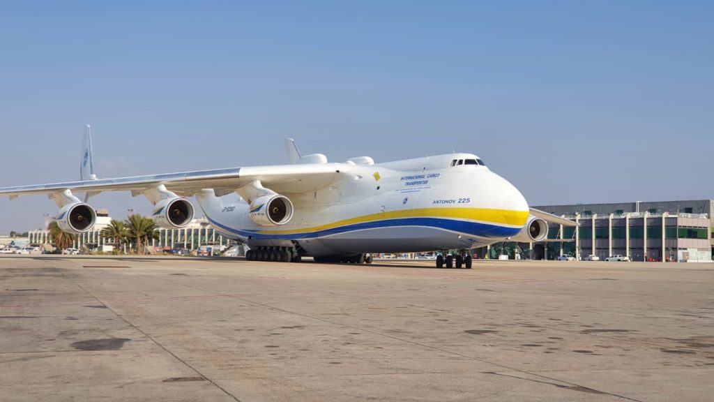 An-225 delivered U.S. HEMTTs to Israel for integration ...