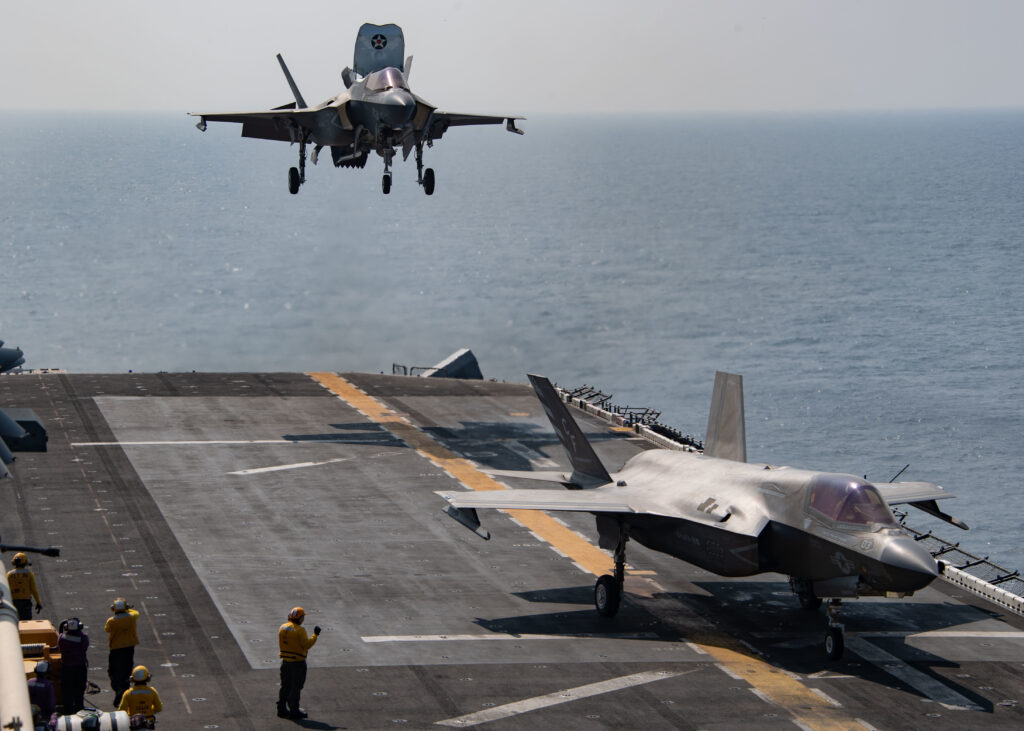 F-35Bs cross-decked from HMS Queen Elizabeth to USS Essex – Alert 5